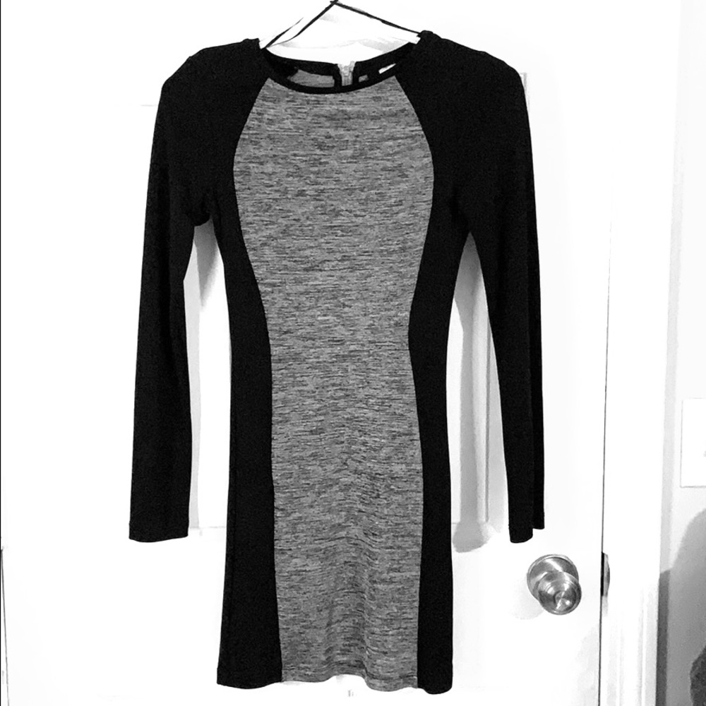 ▪️H&M Long Sleeve Dress